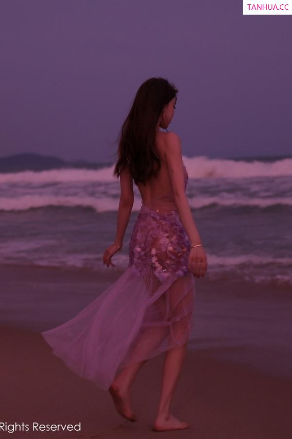 tina_甜仔  [XiuRen]高清写真图 2022.11.22 No.5890 tina_甜仔 海南旅拍第27张图片